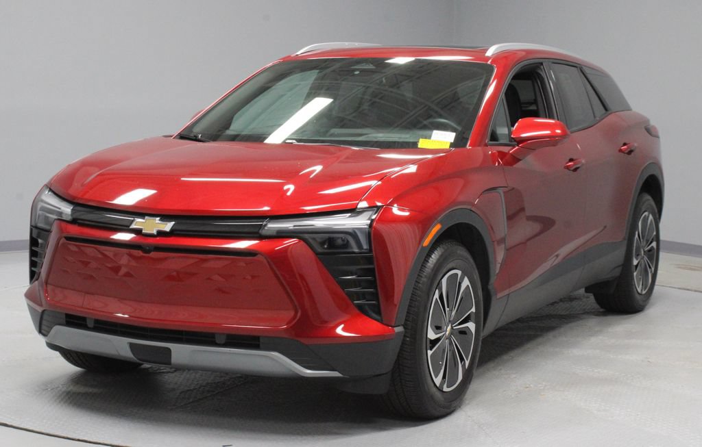 Used 2024 Chevrolet Blazer EV LT AWD/4WD image 8