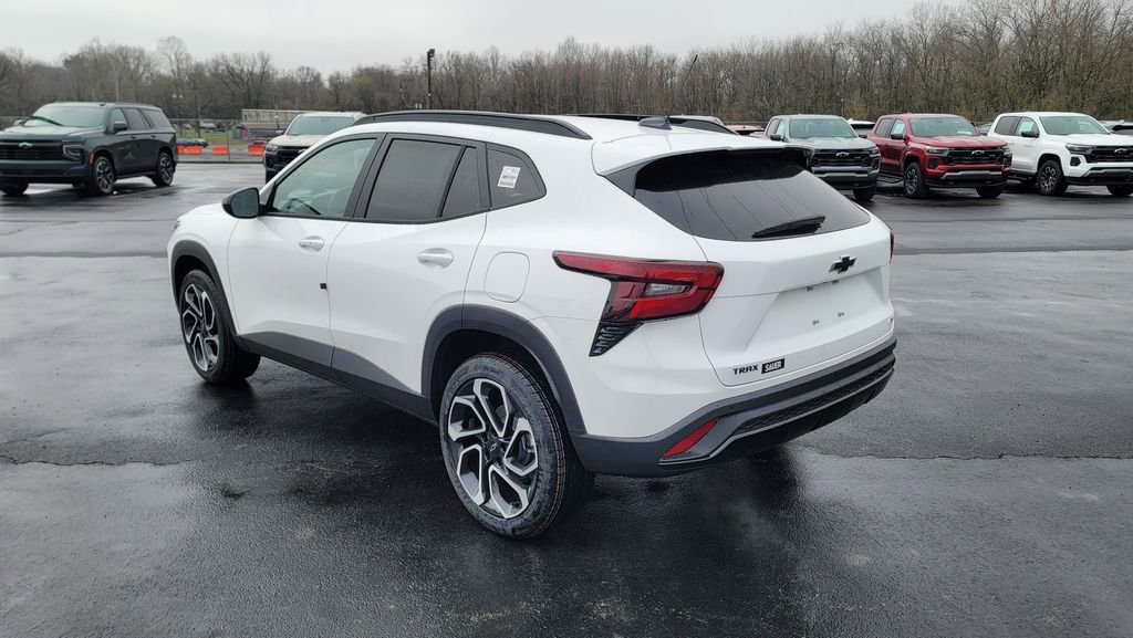 New 2026 Chevrolet Trax RS image 9