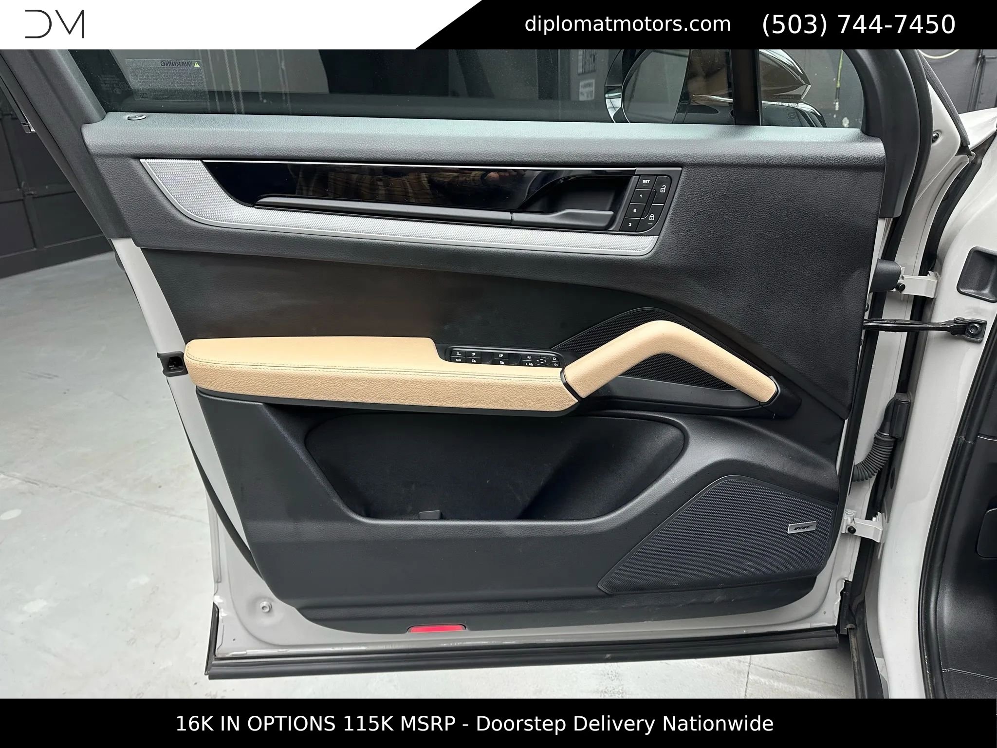 Used 2025 Porsche Cayenne E-Hybrid image 25