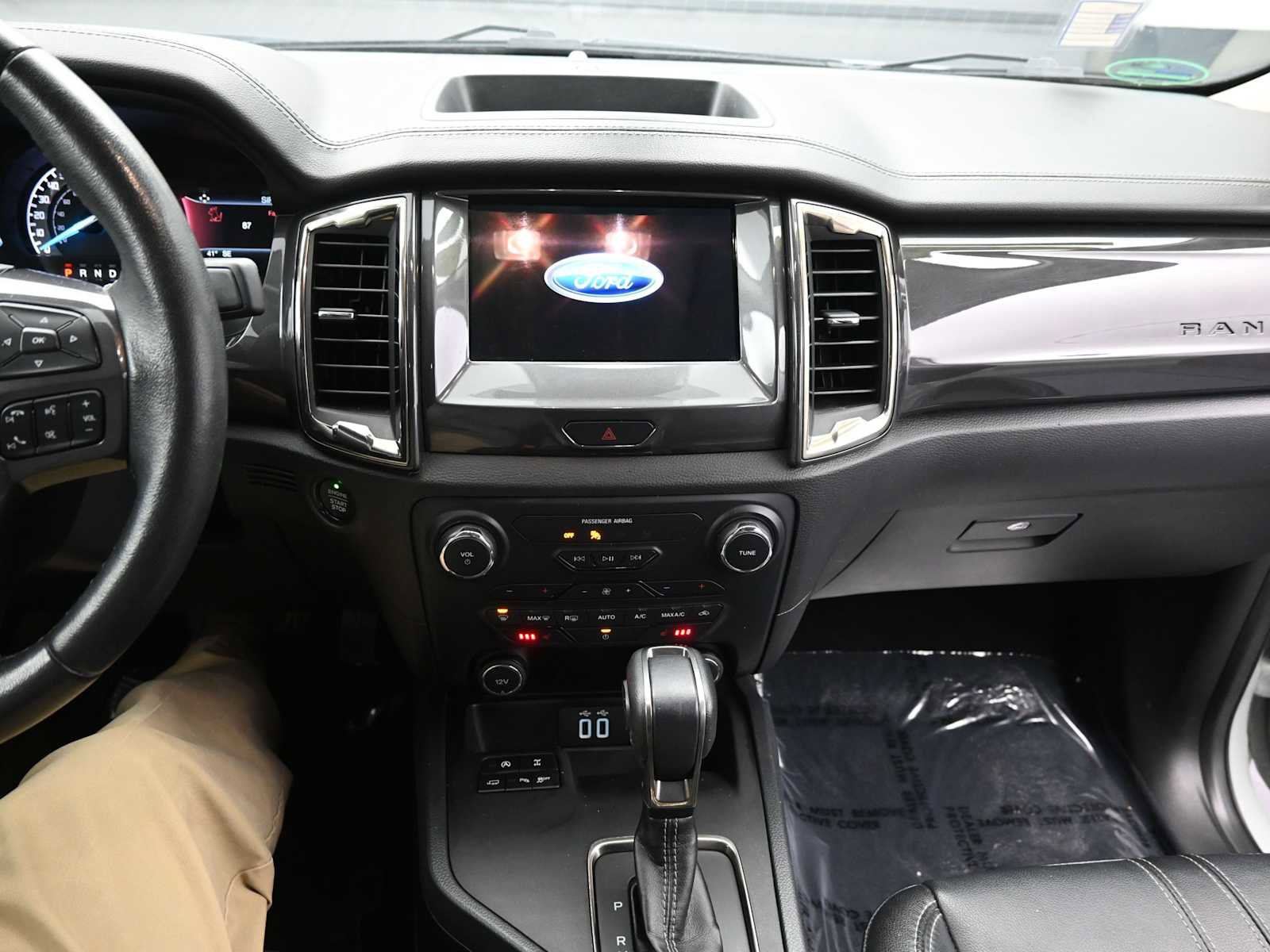 Used 2021 Ford Ranger Lariat w/ Equipment Group 501A High image 11