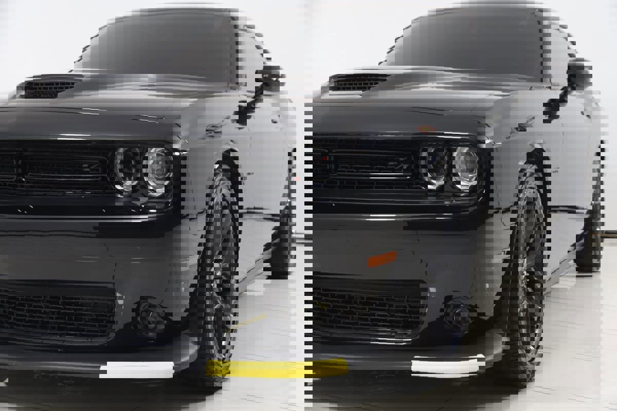 Used 2022 Dodge Challenger R/T w/ Blacktop Package image 62