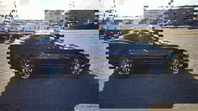 Used 2004 Chevrolet Corvette Coupe image 9