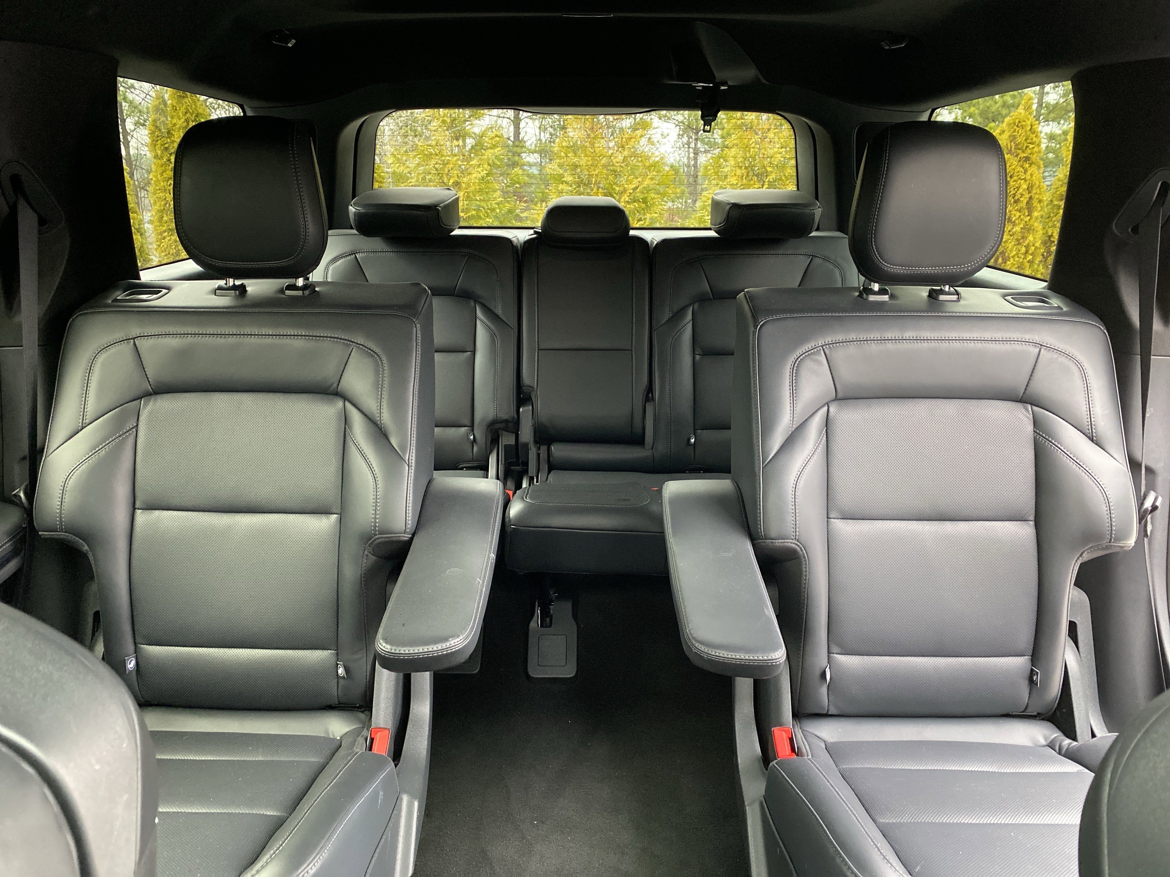 Used 2025 Lincoln Navigator Reserve w/ Jet Appearance Package image 39