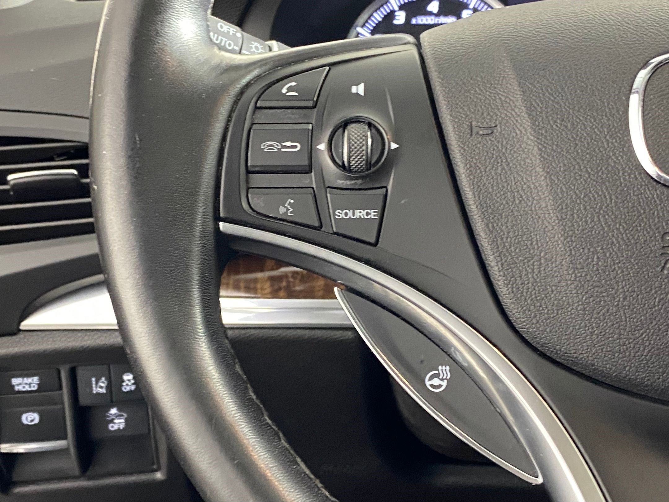 Used 2017 Acura MDX w/ Technology & Entertainment image 18