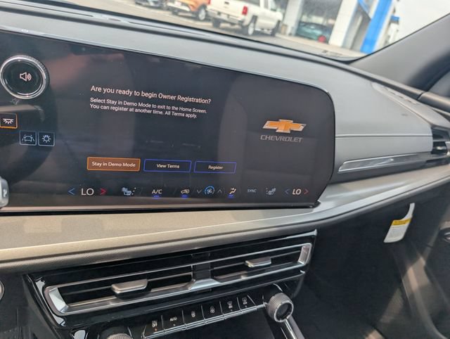 New 2026 Chevrolet Traverse LT w/ Midnight/Sport Edition AWD/4WD image 19