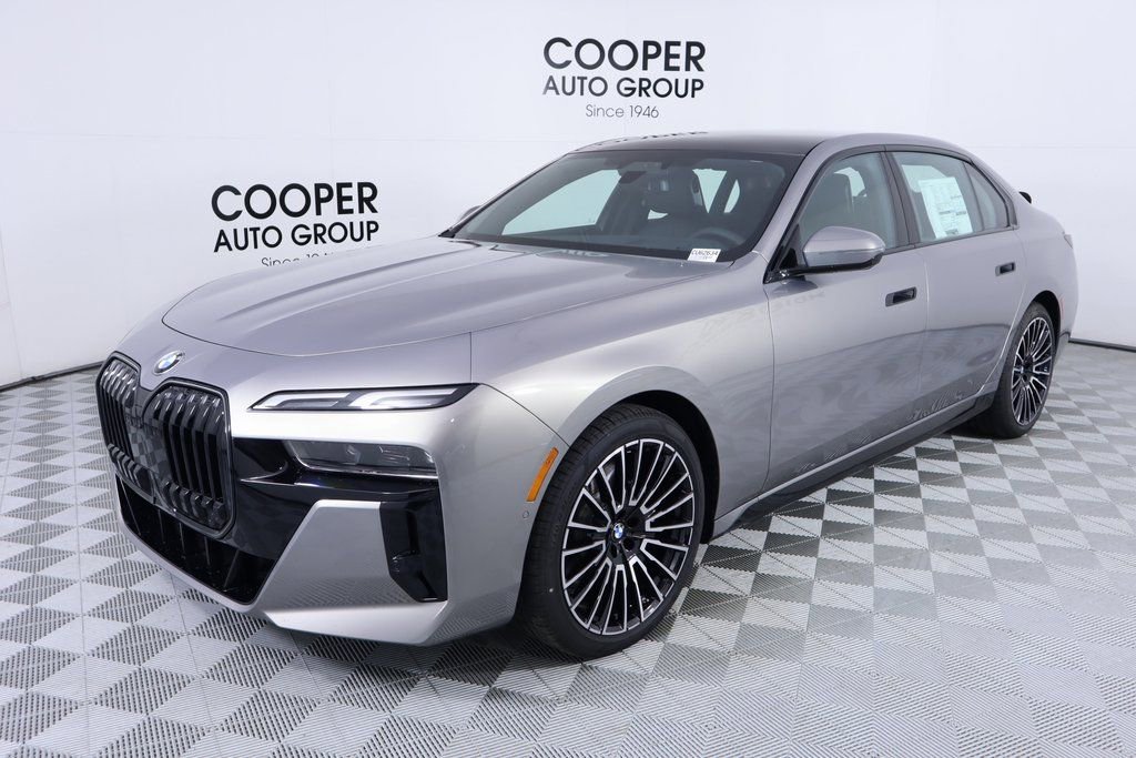 New 2025 BMW 740i xDrive AWD/4WD image 11