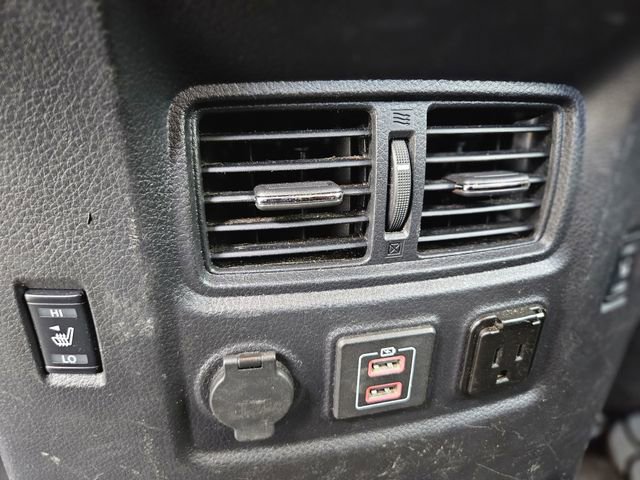 Used 2019 Nissan Titan Platinum Reserve w/ Platinum Utility Package image 29