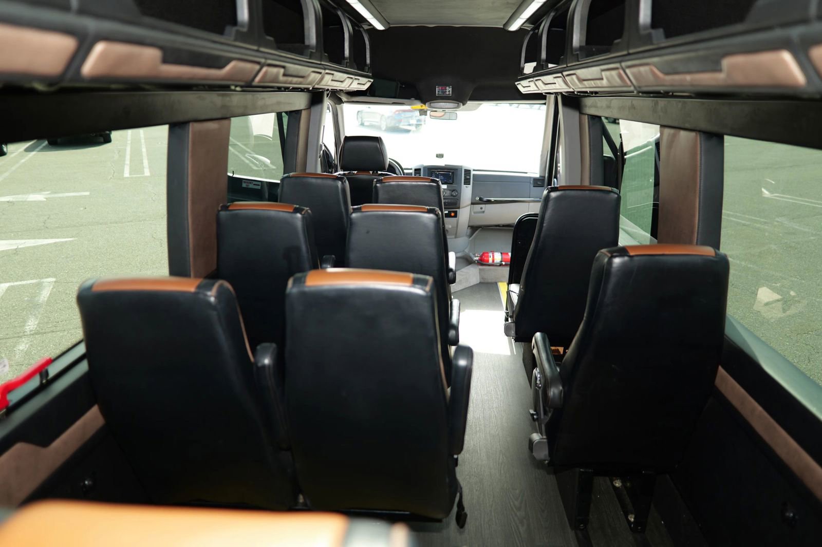 Used 2015 Mercedes-Benz Sprinter 3500 image 28