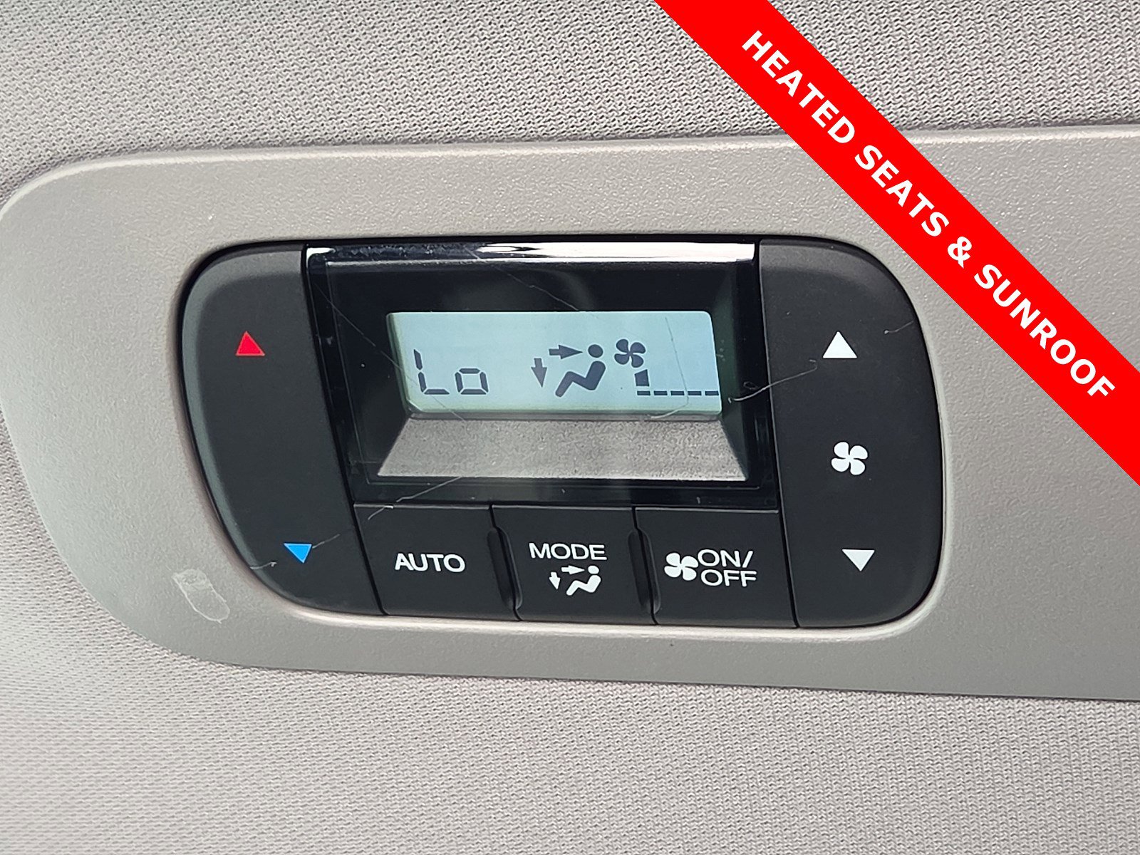 Used 2024 Honda Odyssey Touring image 12