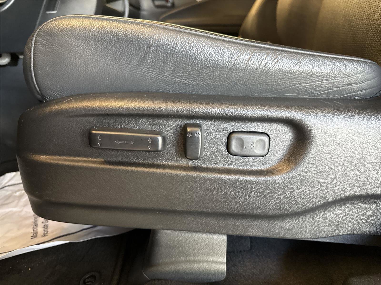 Used 2023 Honda Passport EX-L image 14