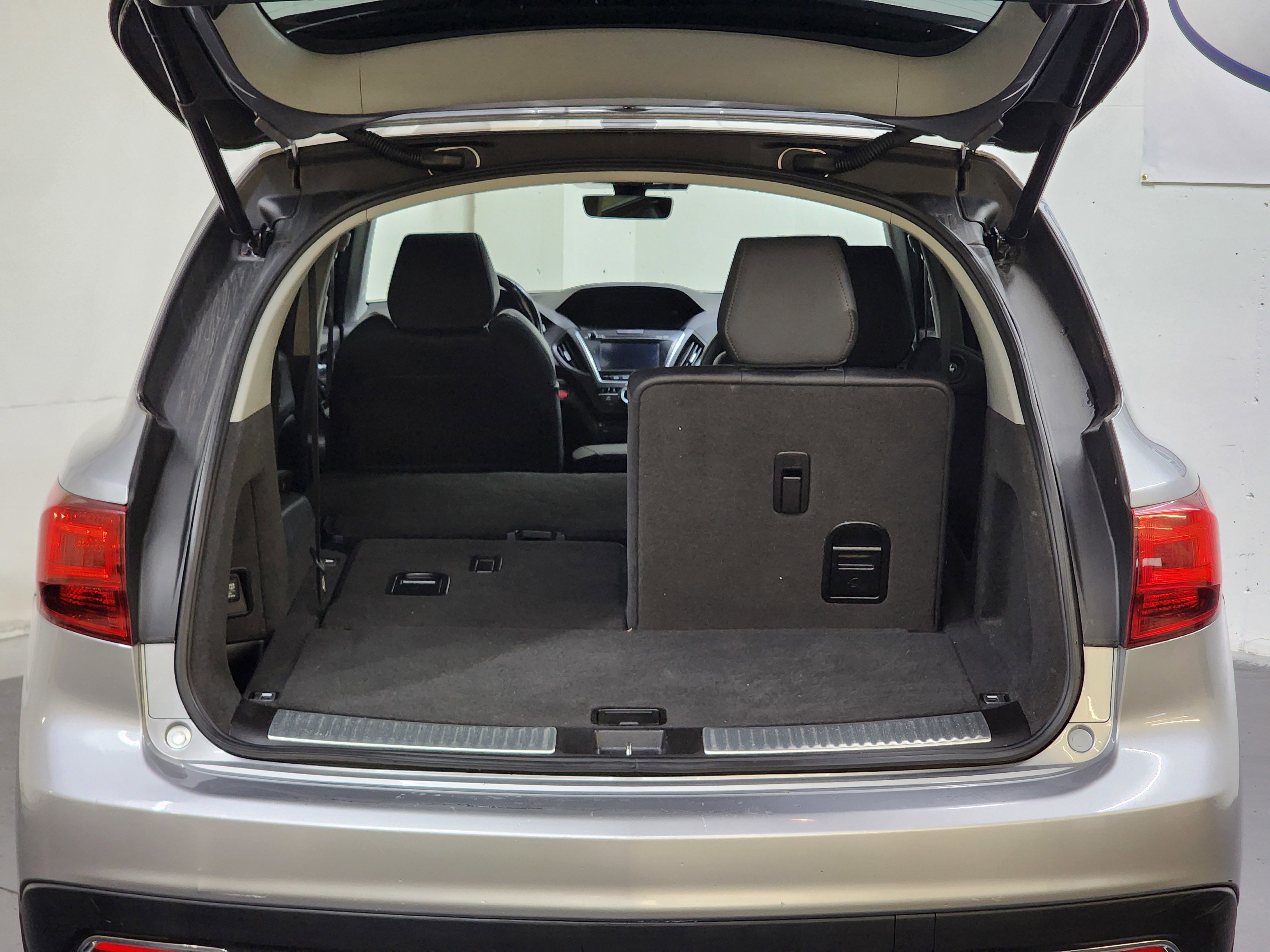 Used 2016 Acura MDX SH-AWD w/ Tech & Entertainment image 9