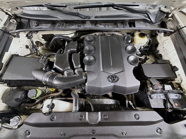 Used 2013 Toyota 4Runner SR5 image 27