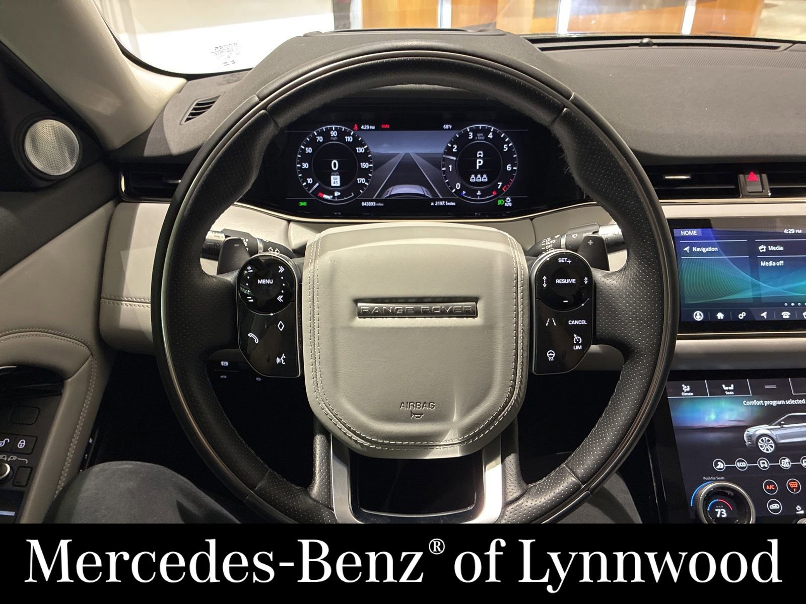 Used 2020 Land Rover Range Rover Evoque R-Dynamic HSE AWD/4WD image 13