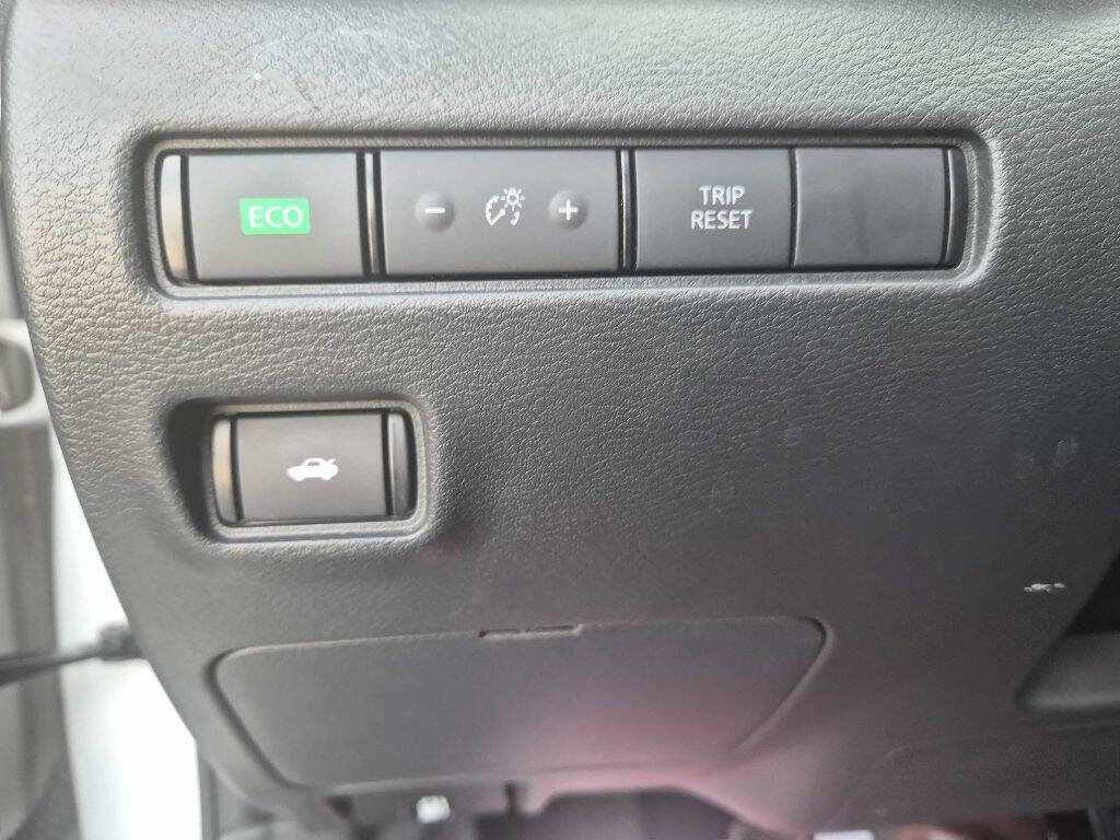 Used 2022 Nissan Sentra S FWD image 9