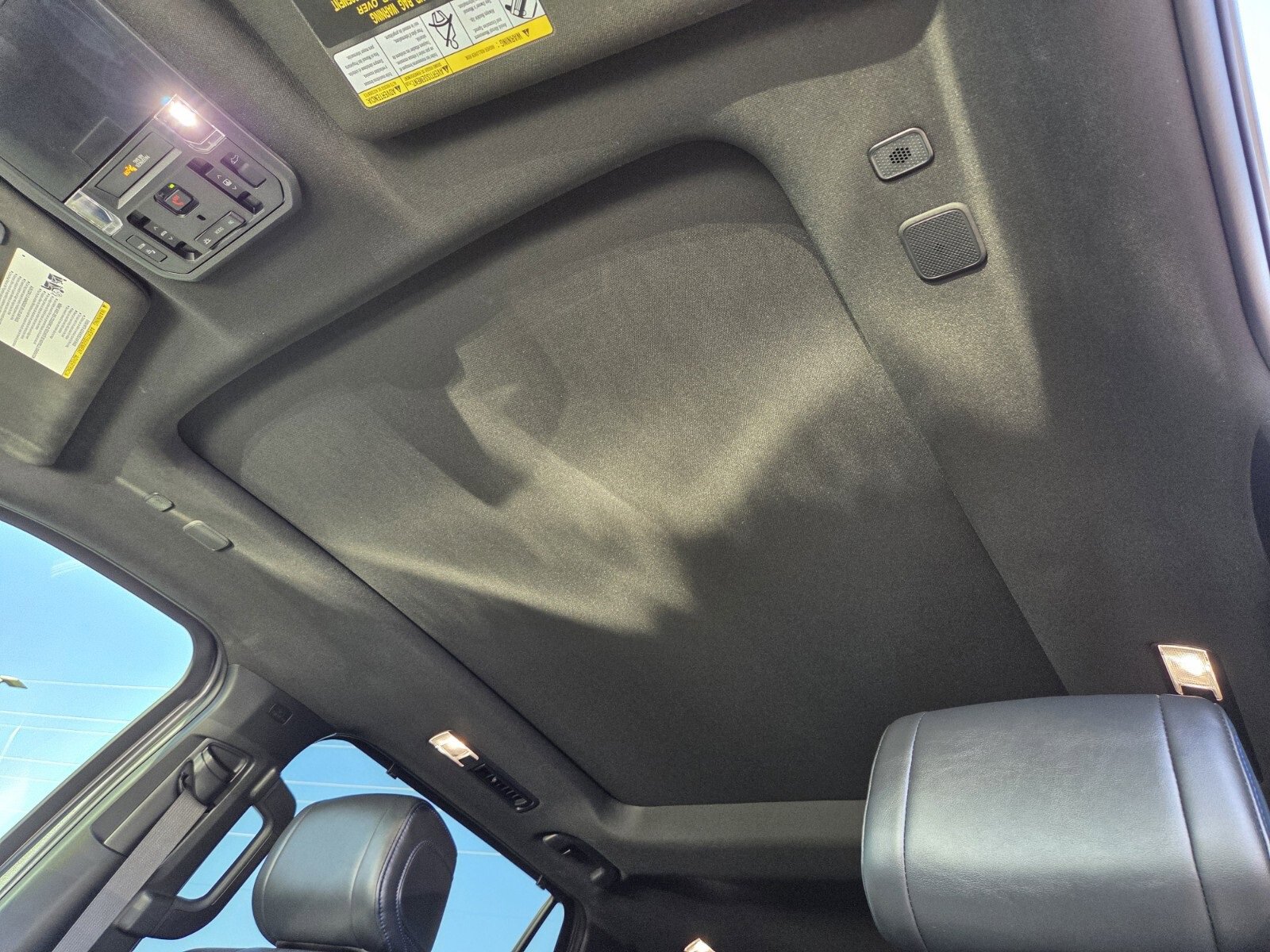 Used 2023 Toyota Sequoia Platinum image 11