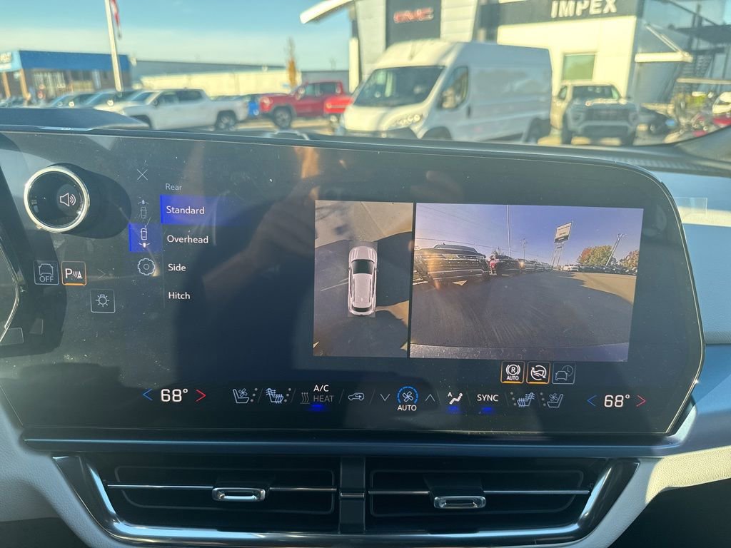 New 2026 Chevrolet Equinox EV LT image 21