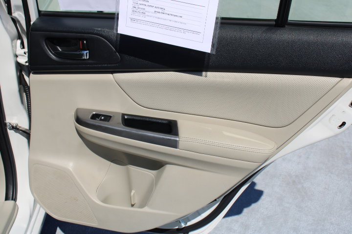 Used 2015 Subaru Impreza 2.0i Limited image 15