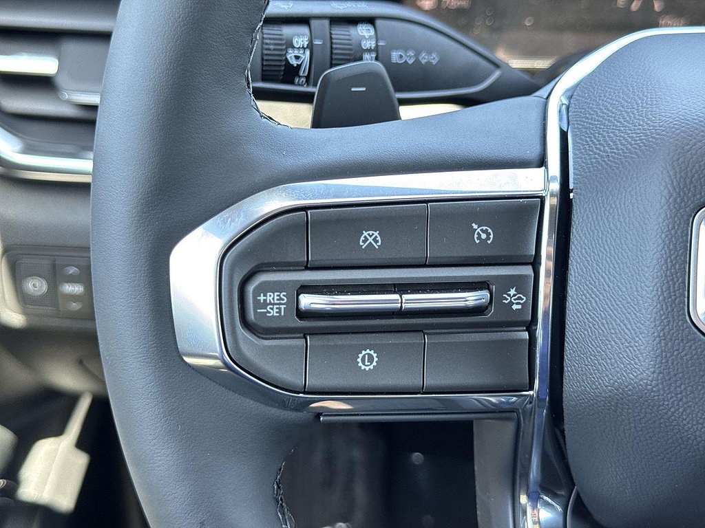 New 2027 GMC Terrain Elevation w/ LPO, Floor Liner Package FWD image 9
