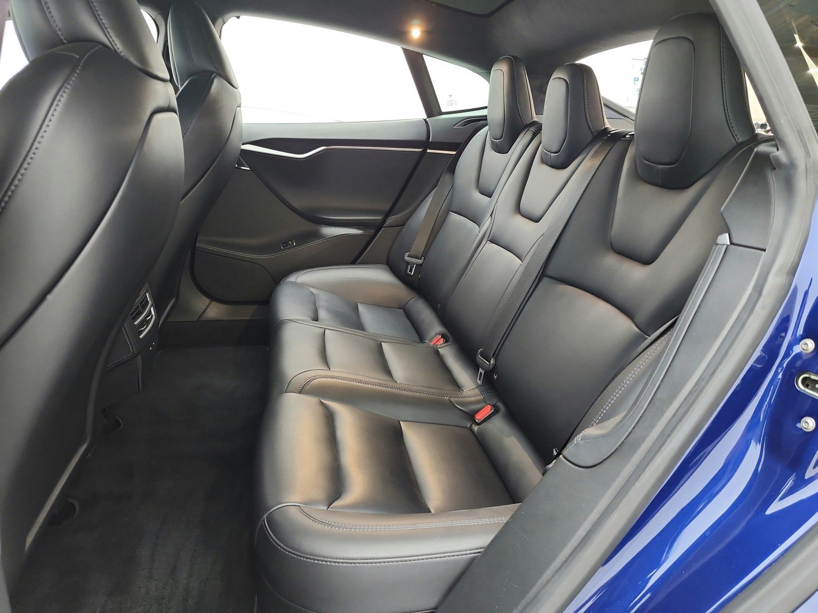 Used 2021 Tesla Model S AWD image 15