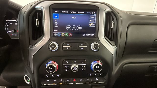 Used 2020 GMC Sierra 1500 SLT w/ SLT Premium Plus Package AWD/4WD image 23