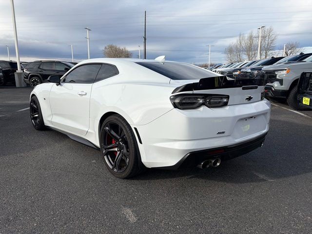 Used 2019 Chevrolet Camaro SS image 3