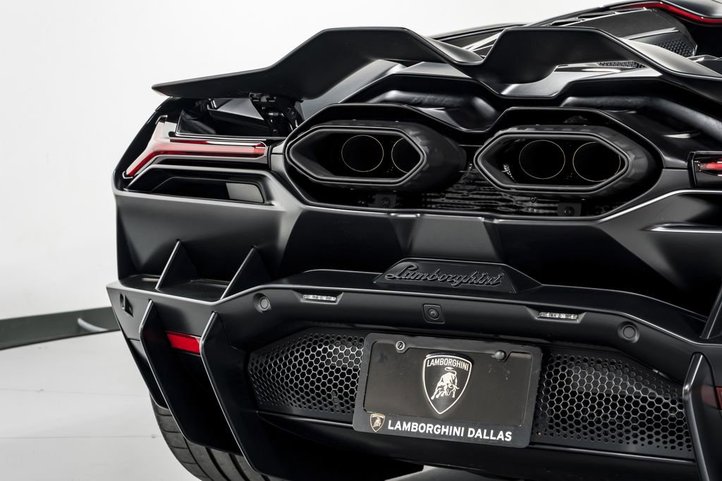 Used 2024 Lamborghini Revuelto image 49