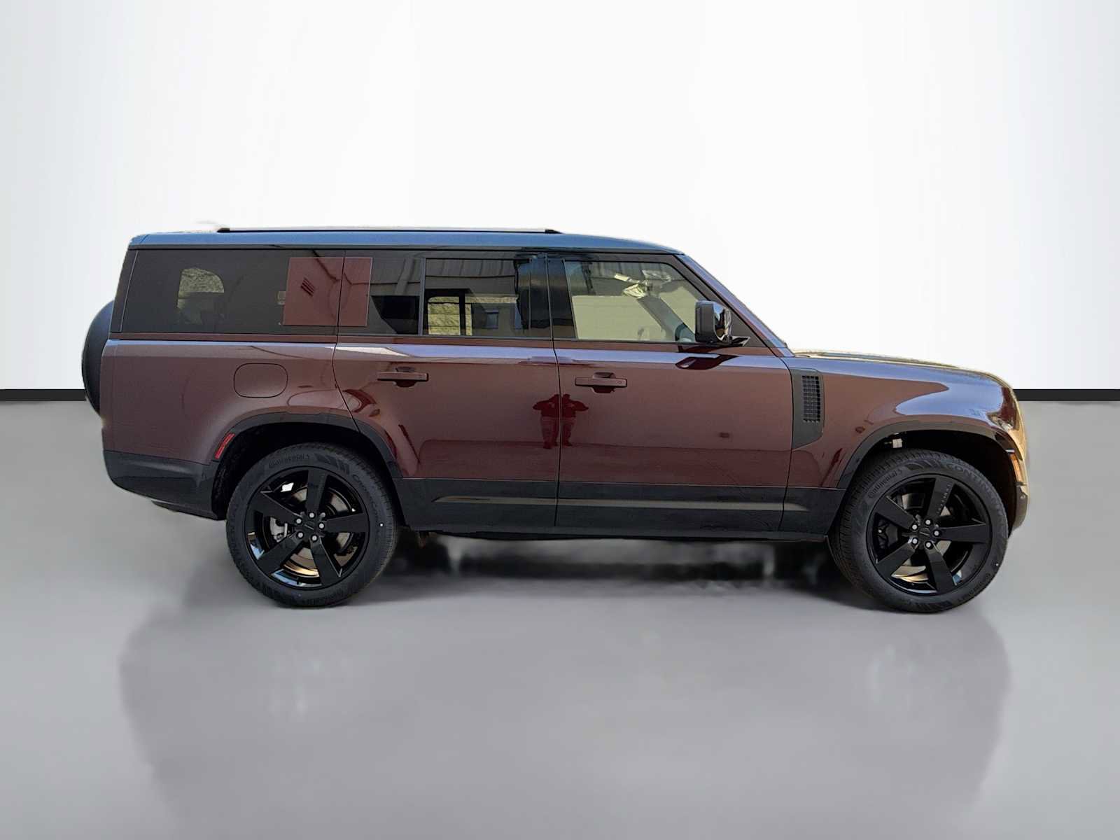 New 2026 Land Rover Defender 130 X-Dynamic SE AWD/4WD image 7