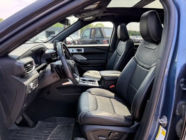 Used 2020 Ford Explorer ST w/ Premium Technology Package AWD/4WD image 12