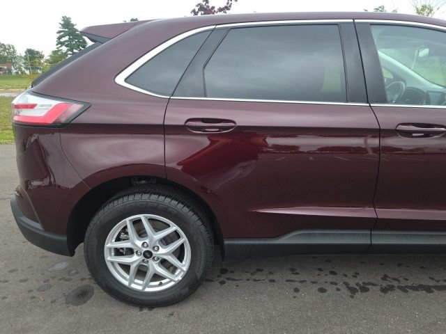 Used 2024 Ford Edge SEL w/ Convenience Package AWD/4WD image 7