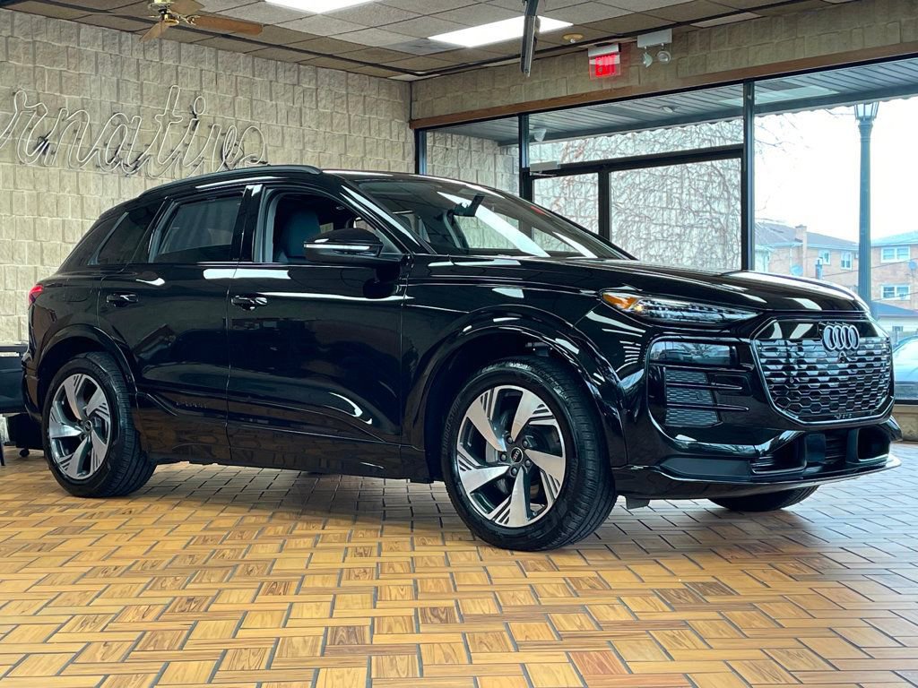 Used 2025 Audi Q6 e-tron Premium Plus w/ Premium Plus image 9