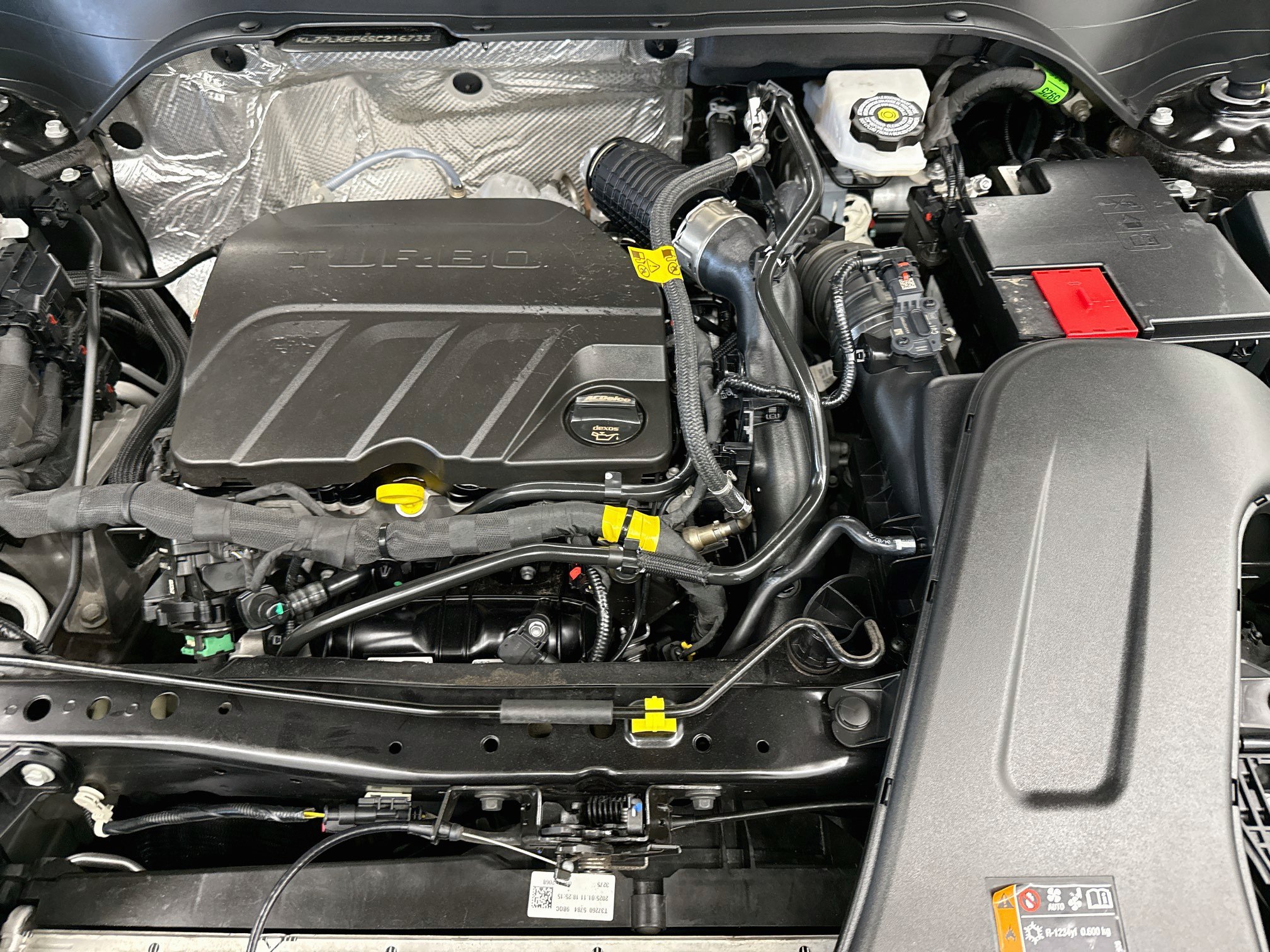 Used 2025 Chevrolet Trax ACTIV w/ Sunroof Package FWD image 32
