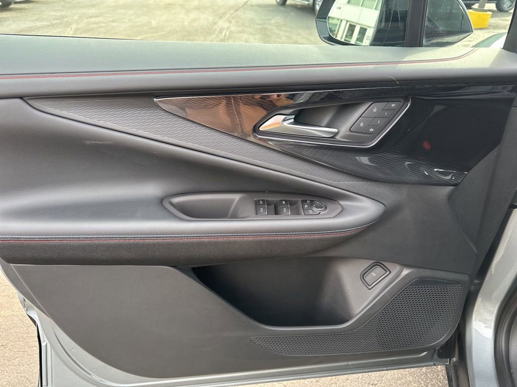 Used 2024 Chevrolet Blazer EV RS image 15