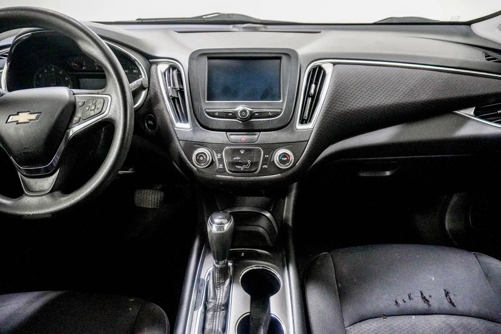Used 2016 Chevrolet Malibu LT FWD image 18