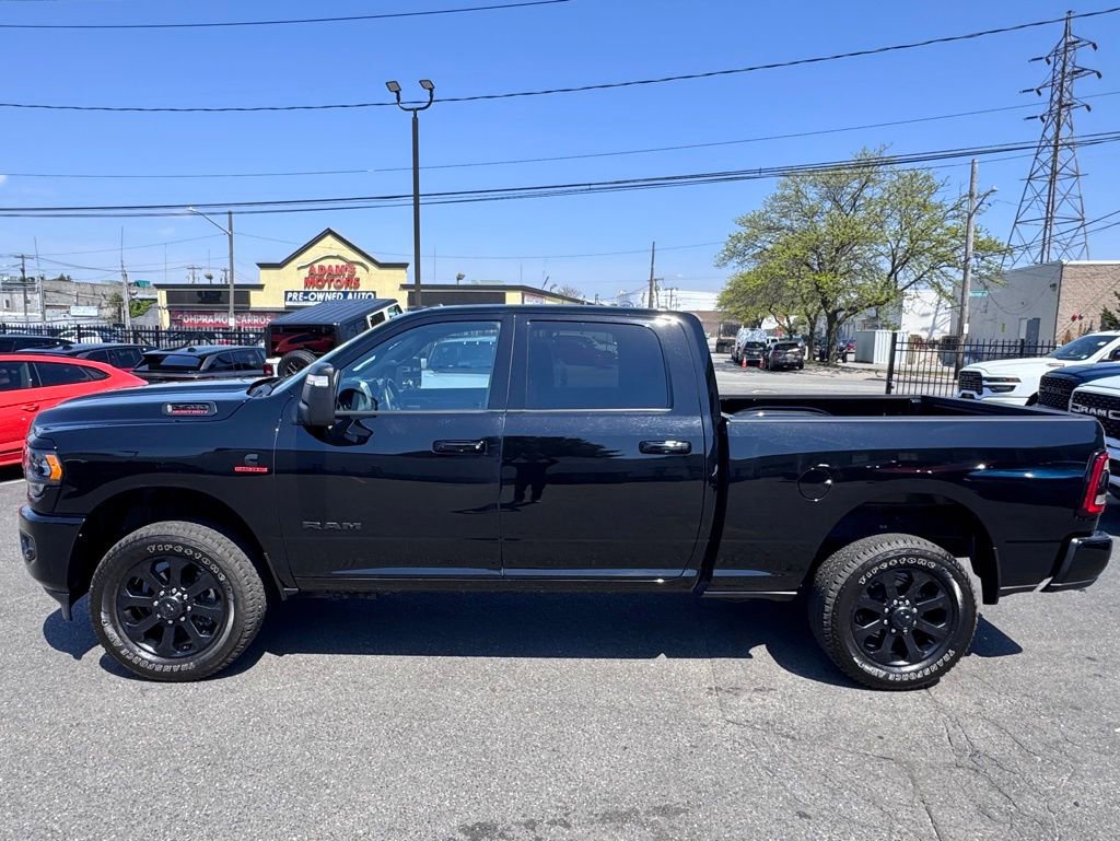 Used 2024 RAM 2500 Big Horn w/ Night Edition AWD/4WD image 4