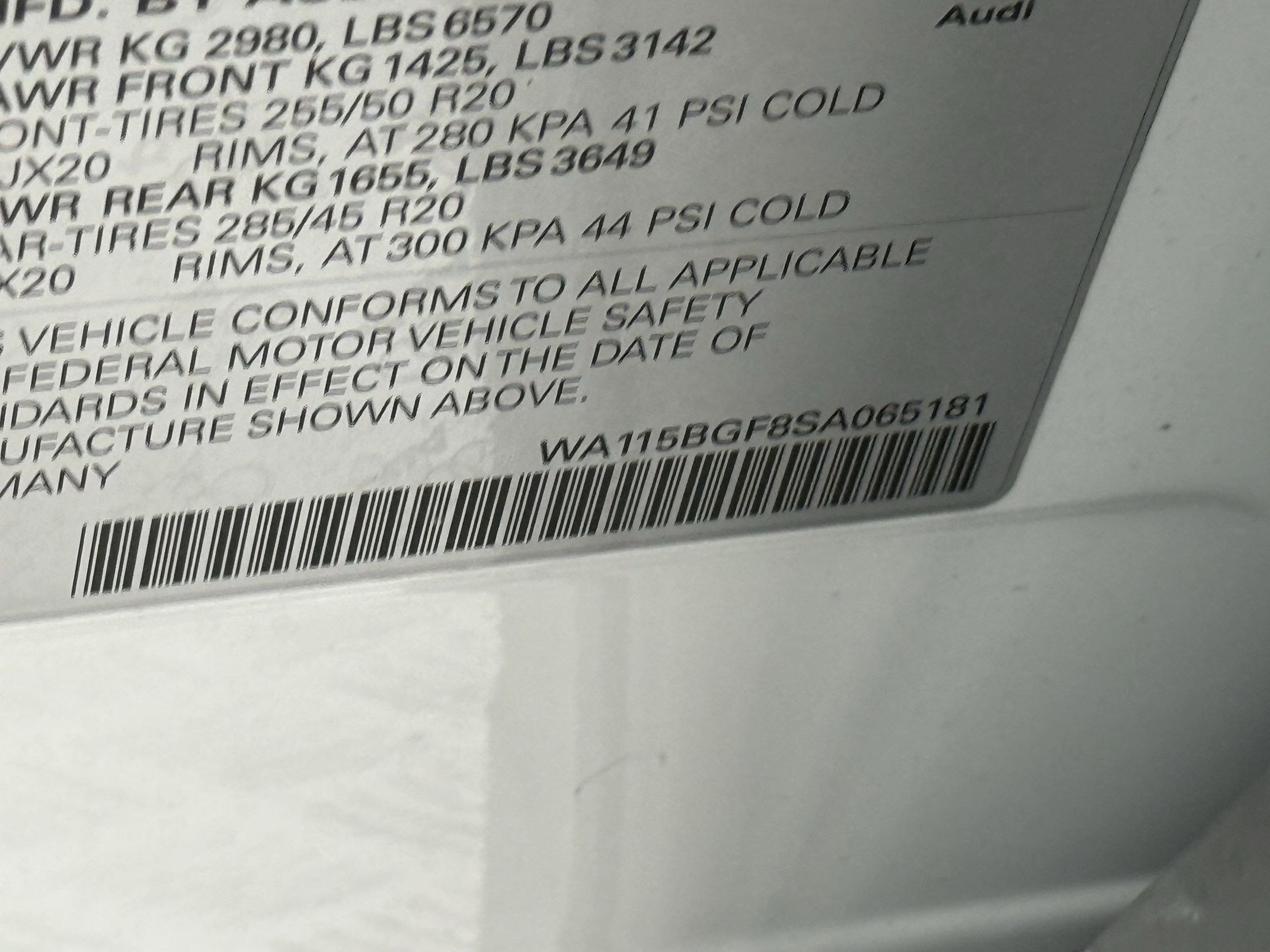 New 2025 Audi SQ6 e-tron Premium image 22