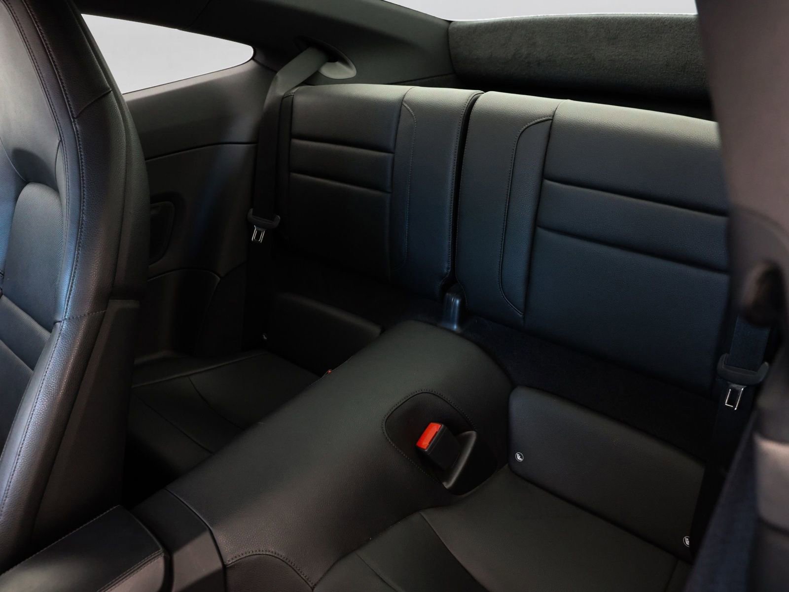 Used 2020 Porsche 911 Carrera RWD image 7