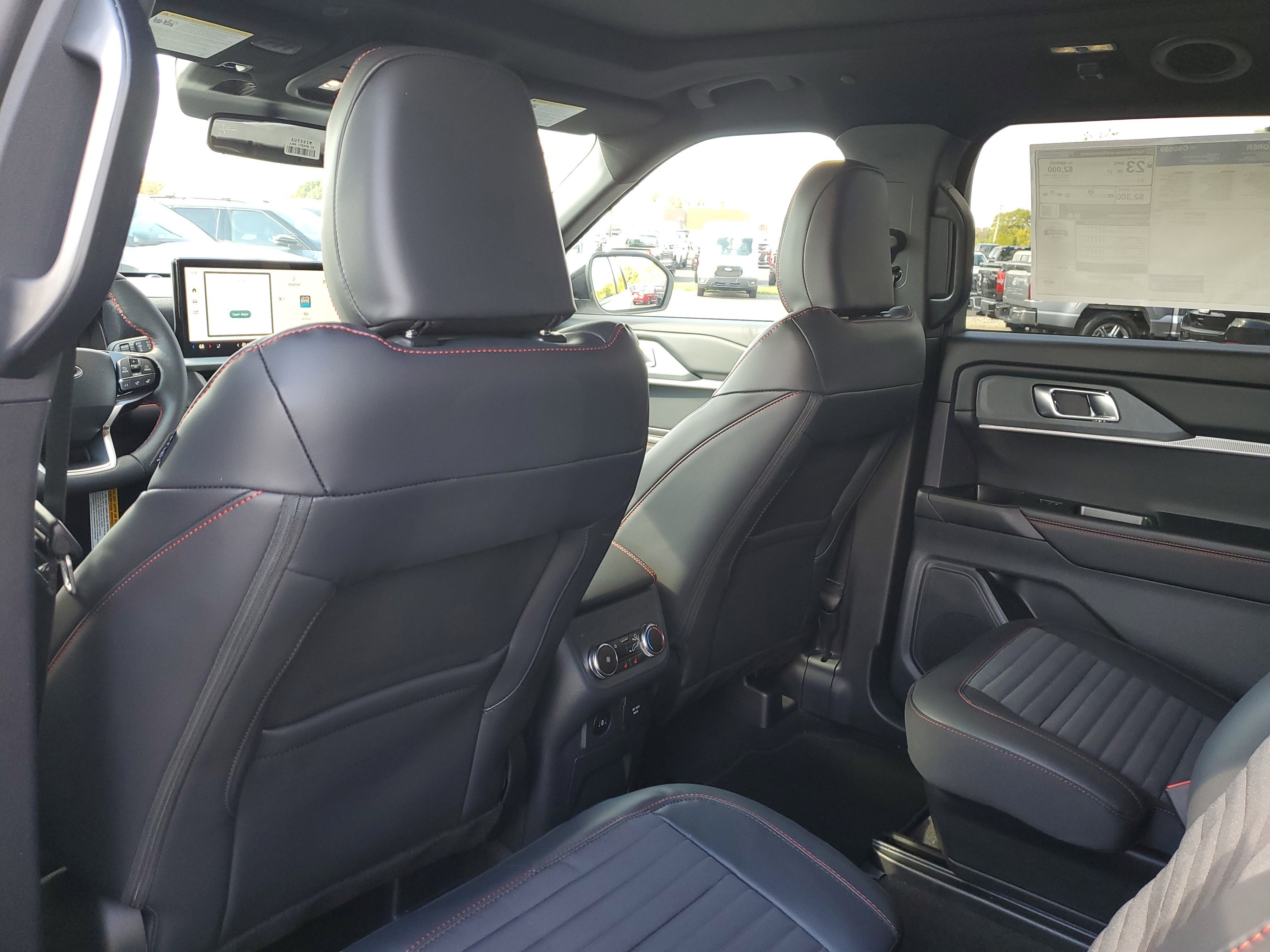 New 2025 Ford Explorer ST-Line w/ Premium Package image 11