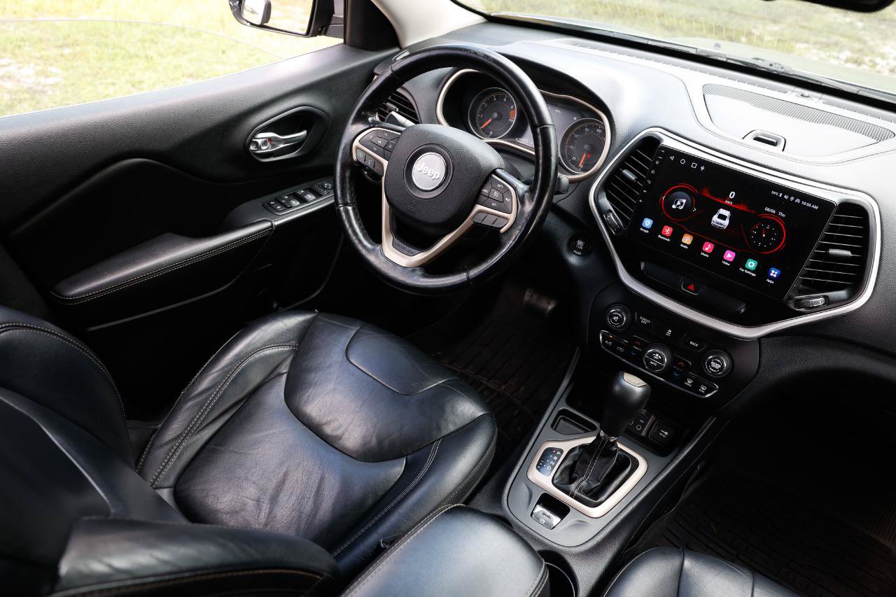 Used 2016 Jeep Cherokee Limited FWD image 20
