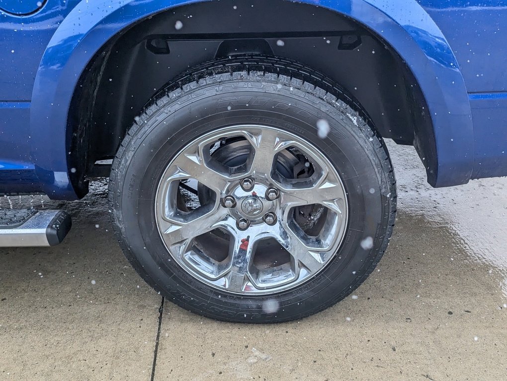 Used 2017 RAM 1500 Laramie w/ Convenience Group image 16