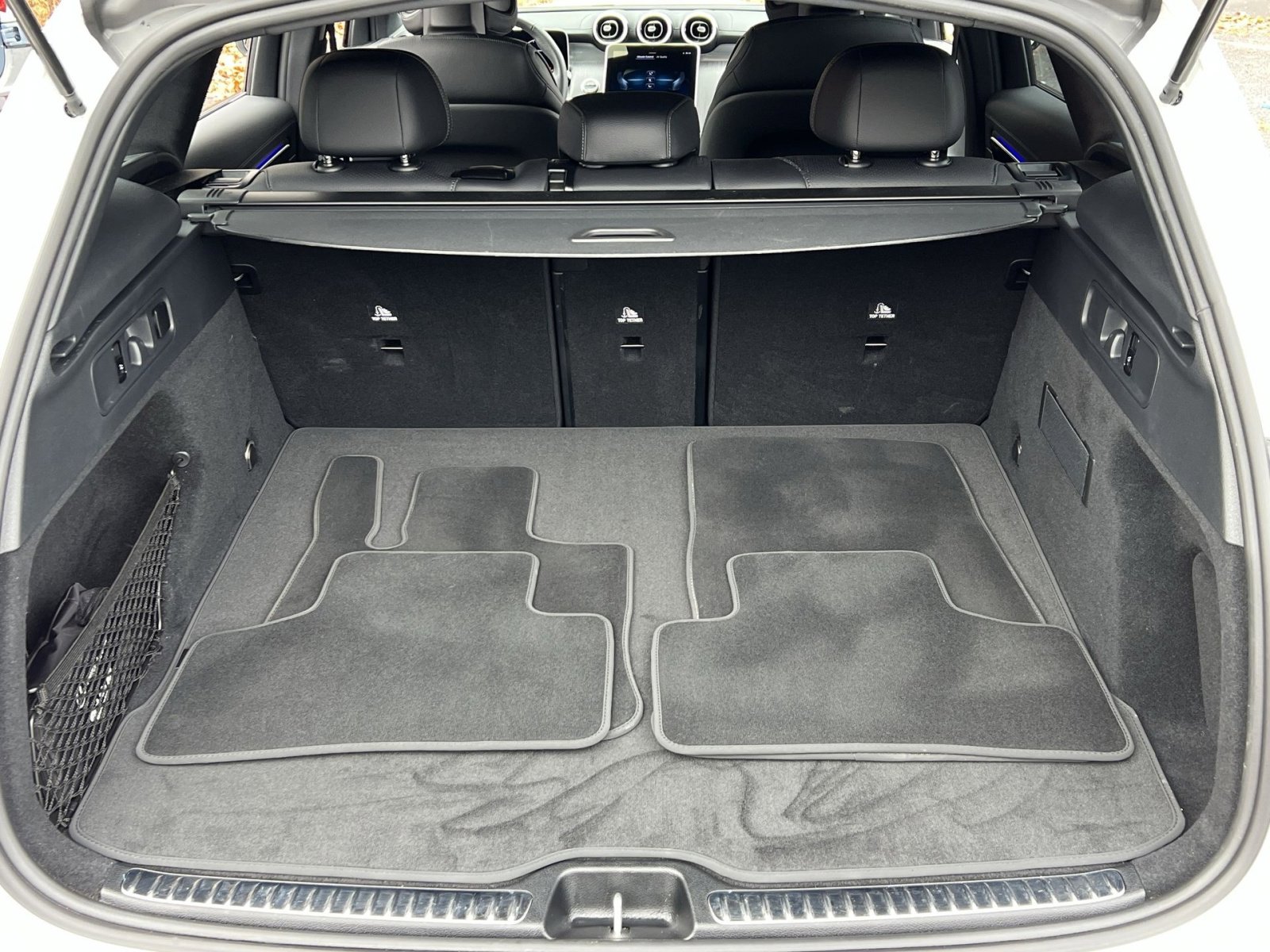 Certified 2025 Mercedes-Benz GLC 300 4MATIC image 24