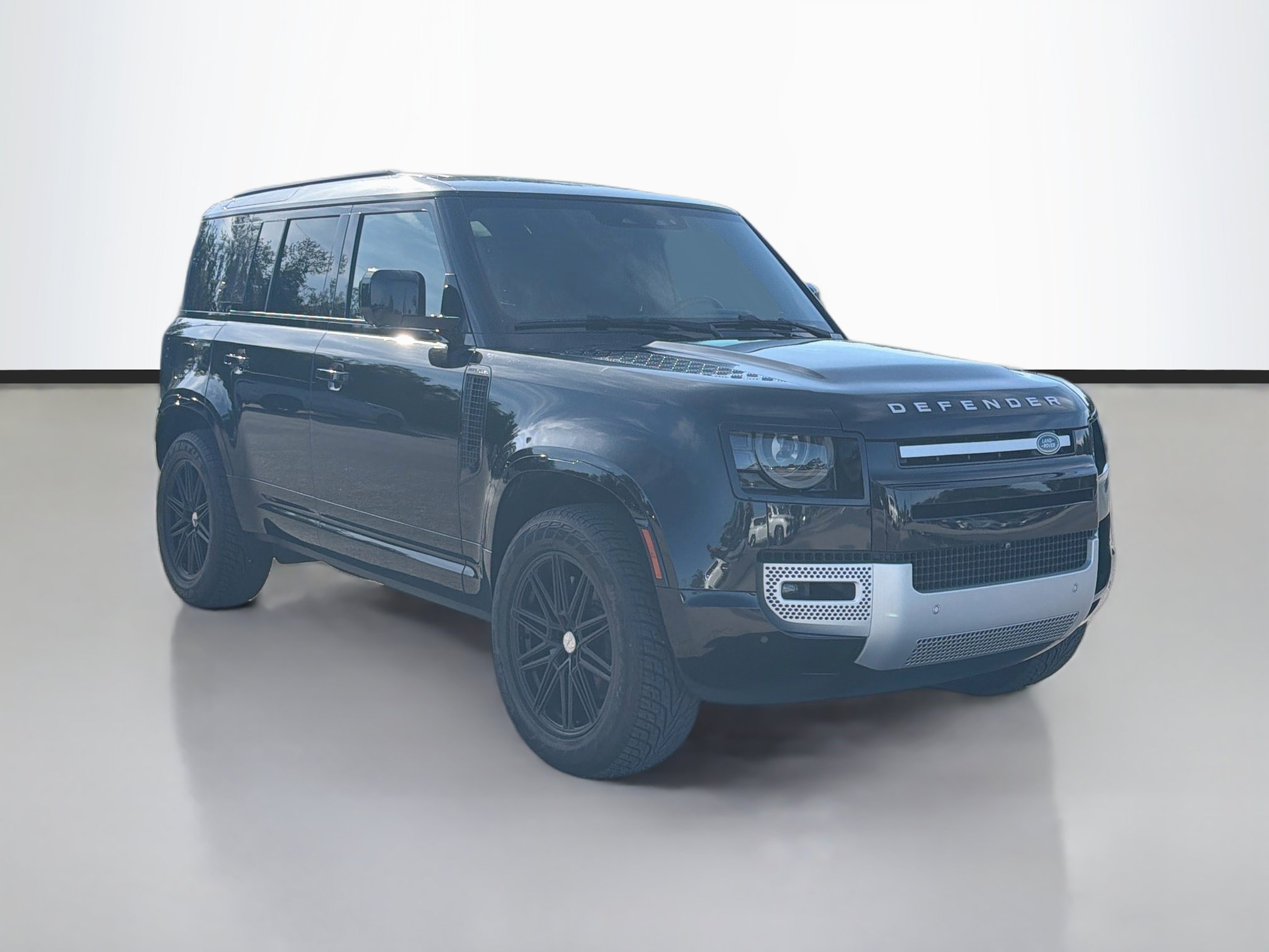 Used 2022 Land Rover Defender 110 XS Edition AWD/4WD image 7