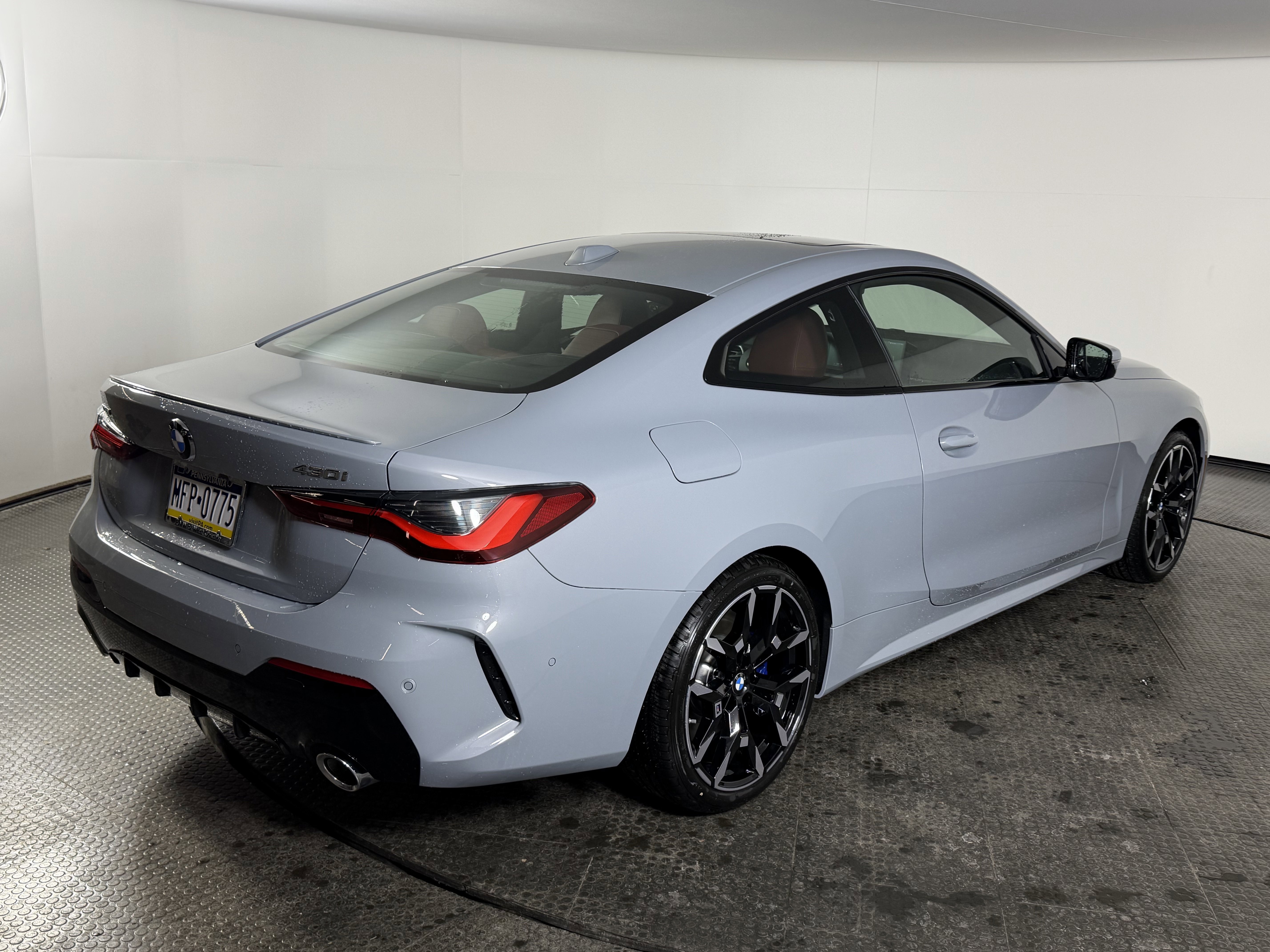 Used 2026 BMW 430i xDrive Coupe w/ M Sport Package image 4