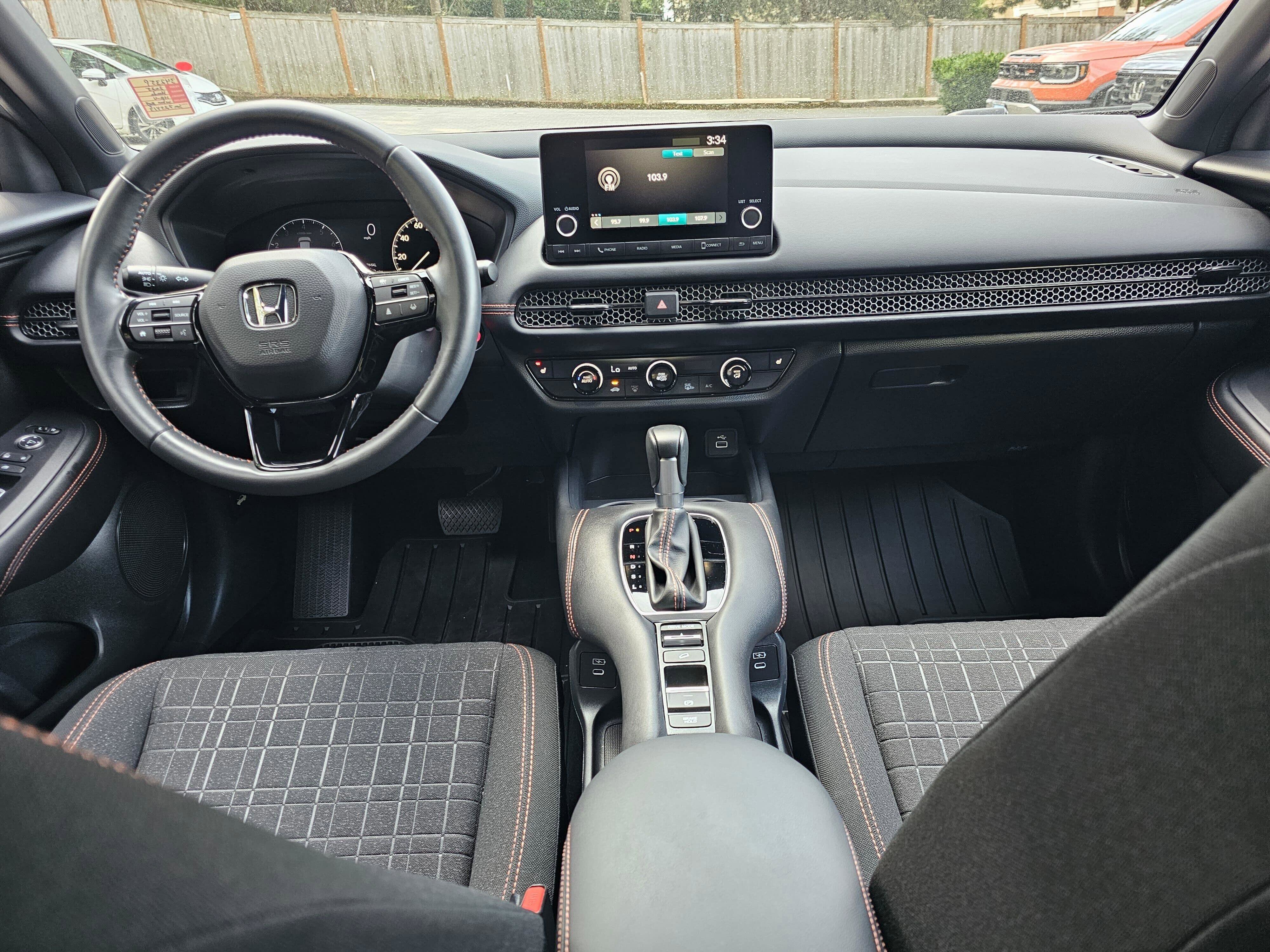 Certified 2025 Honda HR-V Sport image 19