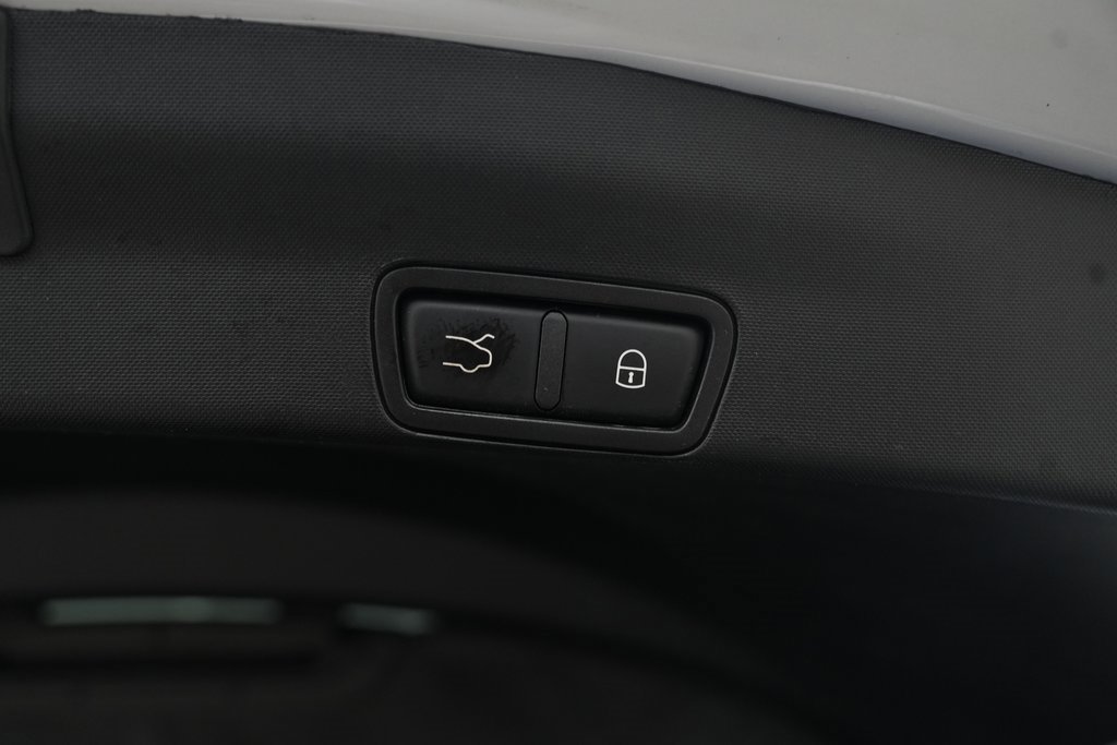 Used 2022 Alfa Romeo Stelvio Sprint image 16