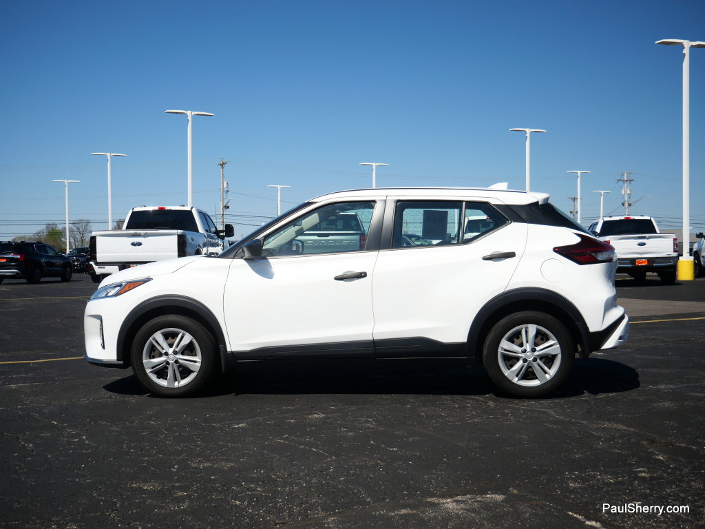 Used 2023 Nissan Kicks S image 8