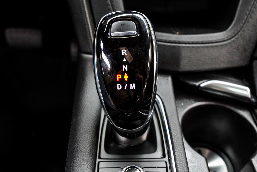 Used 2023 Cadillac XT6 Premium Luxury w/ Technology Package FWD image 28