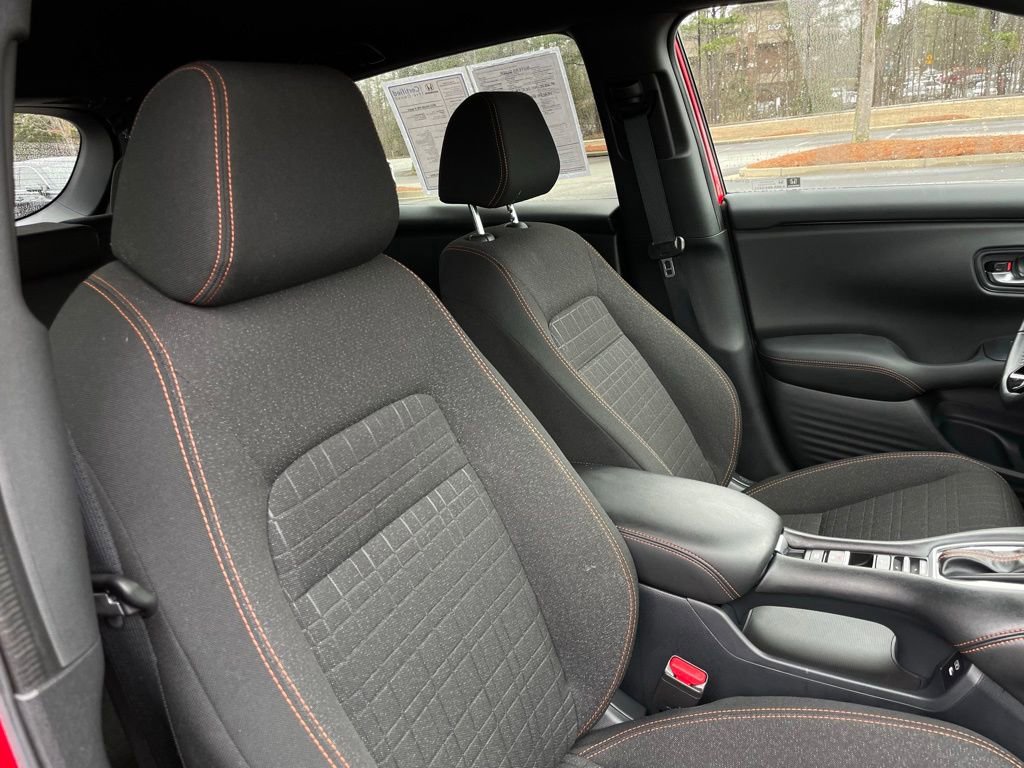 Certified 2025 Honda HR-V Sport image 30