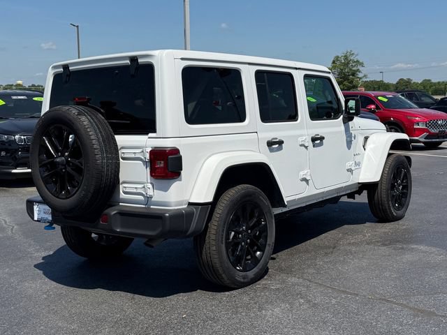 Used 2024 Jeep Wrangler Unlimited Sahara AWD/4WD image 3