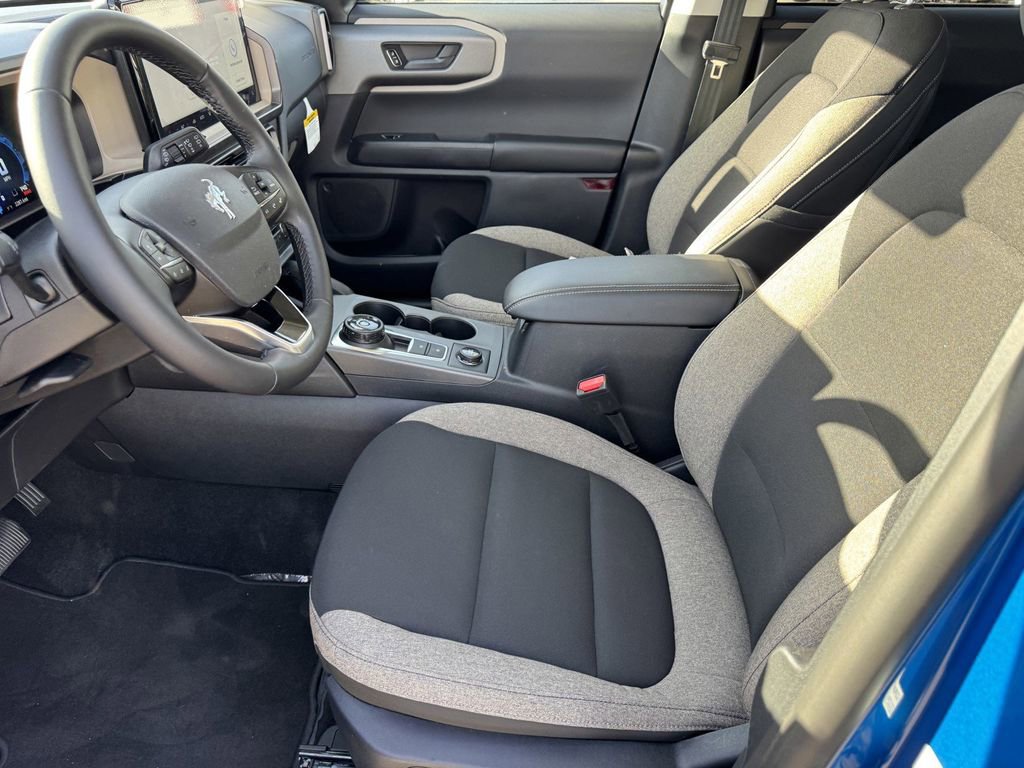 Used 2025 Ford Bronco Sport Big Bend image 12