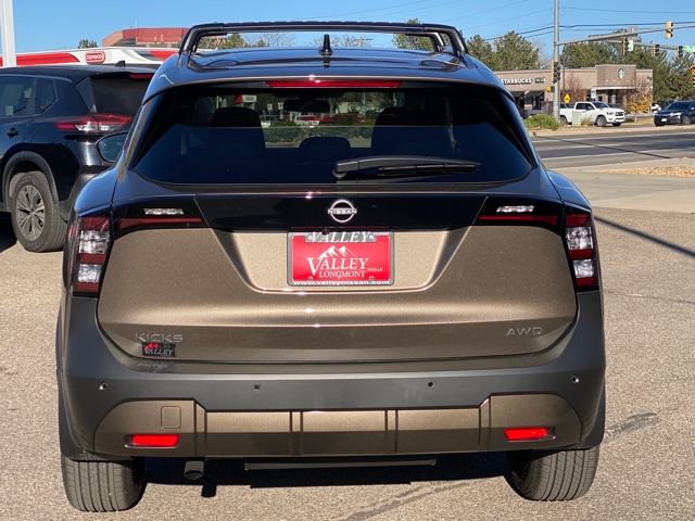 New 2026 Nissan Kicks SV w/ SV Premium Package image 4